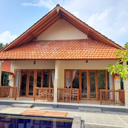 Sindhu Mesari Bungalow Toyapakeh Εξωτερικό φωτογραφία