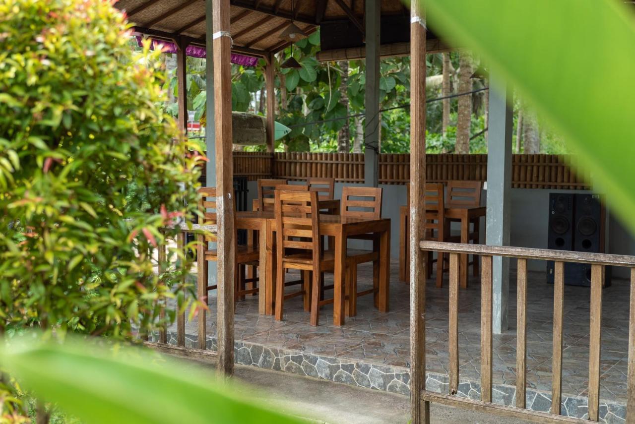 Sindhu Mesari Bungalow Toyapakeh Εξωτερικό φωτογραφία